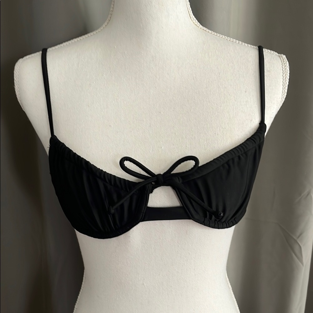 Sexy Black Bow-Front Bikini Top